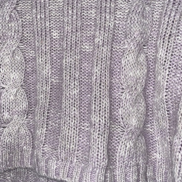 🌸 Forever 21 Cropped Sweater - Picture 2 of 4